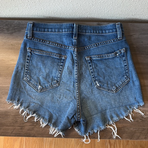 L'AGENCE Blue Jean Shorts with Distressed Hem Size 25 - Picture 2 of 6